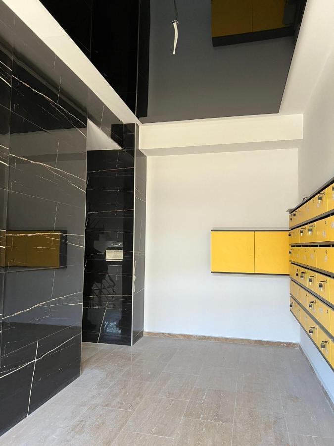 Apartament Bloc Nou - Self Check In - Free Parking كرايوفا المظهر الخارجي الصورة